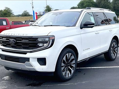 New 2025 Ford Expedition Platinum w/ Platinum Ultimate Package image 2