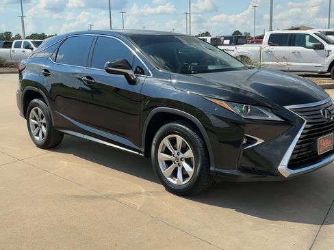 Used 2019 Lexus RX 350 FWD w/ Accessory Package image 3