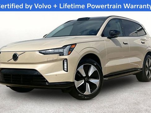 Used 2025 Volvo EX90 Plus image 14