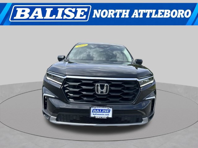 Used 2025 Honda Pilot EX-L image 9