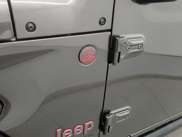 Used 2025 Jeep Wrangler Unlimited Rubicon AWD/4WD image 41
