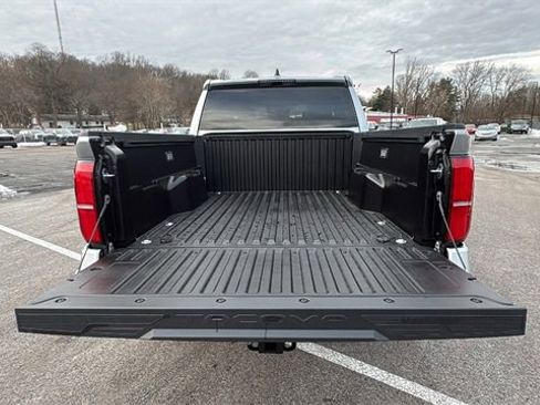 New 2026 Toyota Tacoma TRD Off-Road image 5