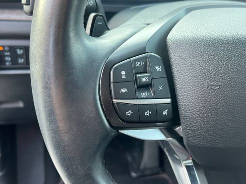 Used 2020 Ford Explorer Platinum w/ Premium Technology Package AWD/4WD image 28
