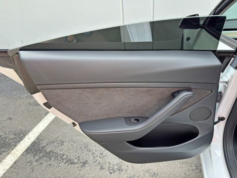 Used 2023 Tesla Model 3 Standard Range RWD image 41