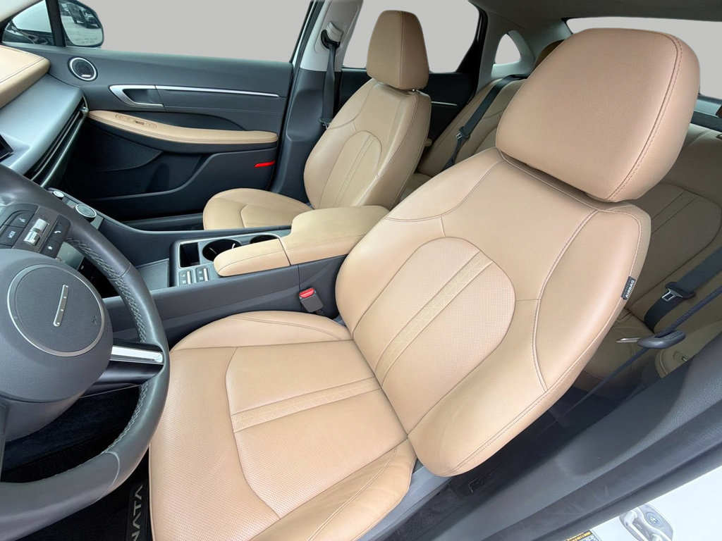 Used 2025 Hyundai Sonata Limited FWD image 16