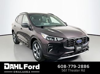 Used 2023 Ford Escape ST-Line w/ Tech Pack #1 video 1