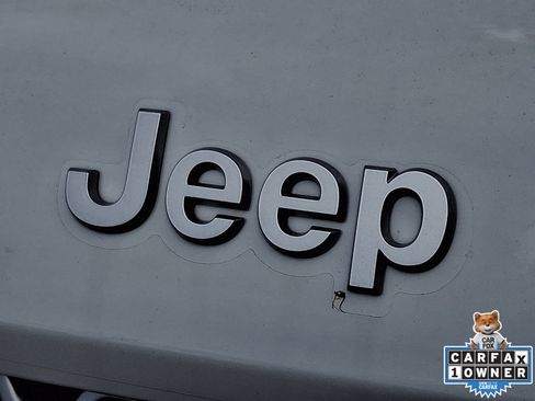 New 2026 Jeep Grand Cherokee Limited AWD/4WD image 13