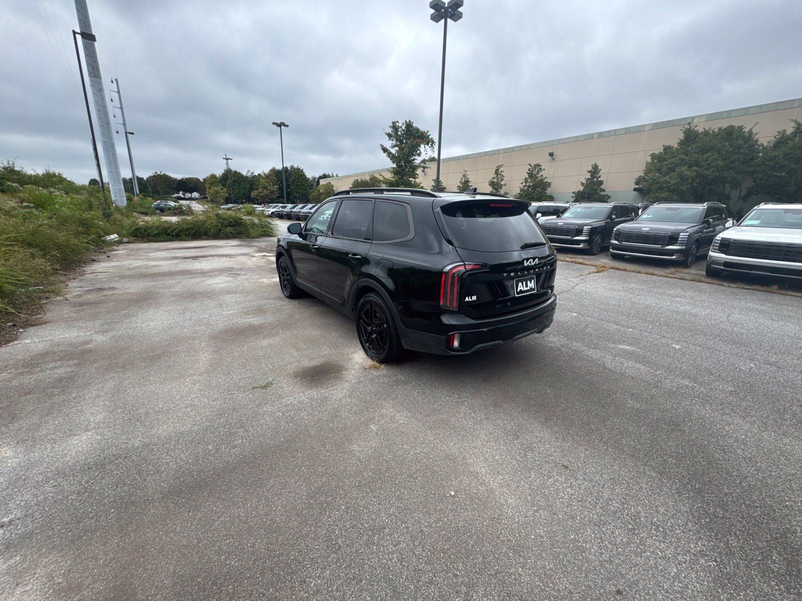 Used 2024 Kia Telluride SX X-Line AWD/4WD image 3
