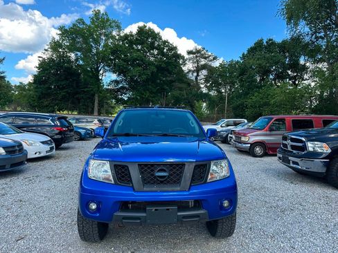 Used 2014 Nissan Frontier PRO-4X AWD/4WD image 2