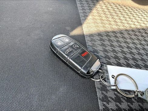 Used 2021 Dodge Charger R/T RWD image 8