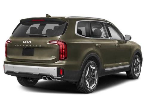 Used 2025 Kia Telluride S AWD/4WD image 2