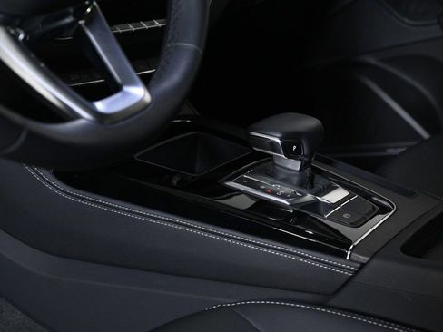 Used 2023 Audi Q5 2.0T Premium Plus w/ Premium Plus Package image 19