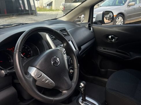 Used 2014 Nissan Versa Note SV FWD image 38