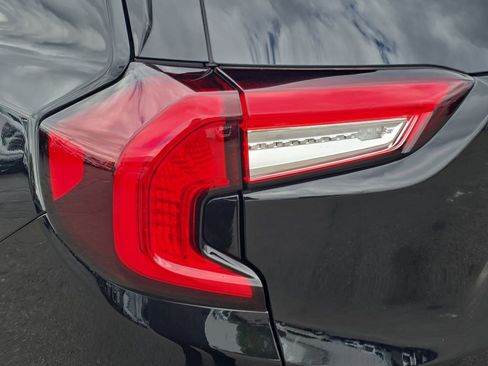 Certified 2023 GMC Terrain SLE w/ Driver Convenience Package AWD/4WD image 34