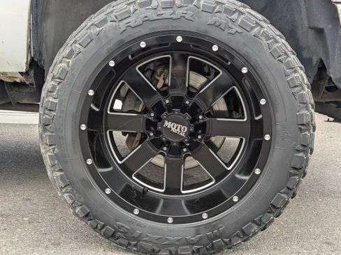 Used 2013 GMC Sierra 2500 SLT AWD/4WD image 48