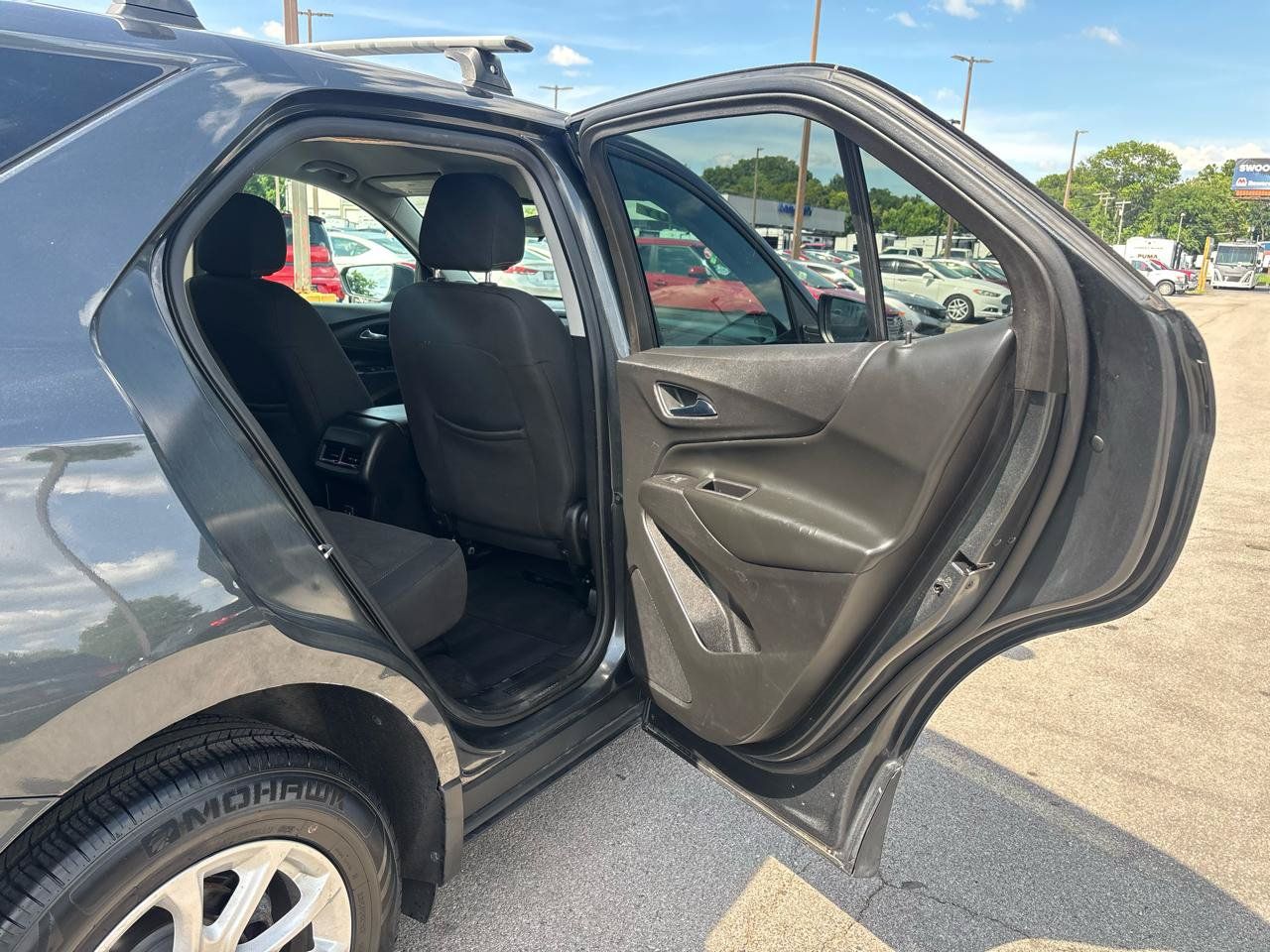 Used 2019 Chevrolet Equinox LT FWD image 11