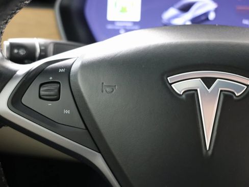 Used 2019 Tesla Model X Performance image 28