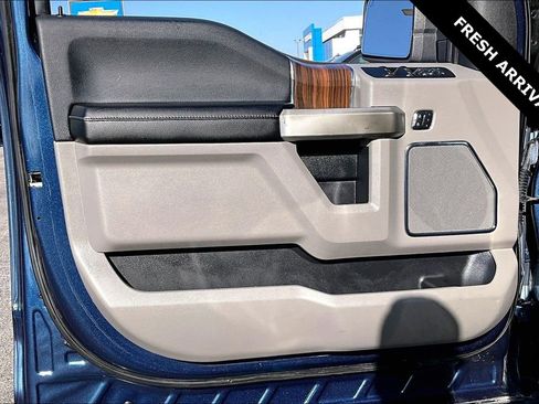 Used 2016 Ford F150 Lariat image 19