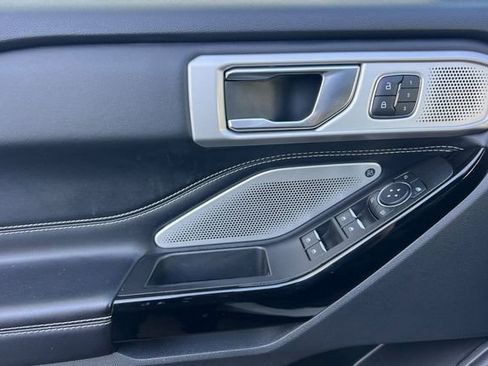 Used 2021 Ford Explorer ST w/ Equipment Group 401A AWD/4WD image 11
