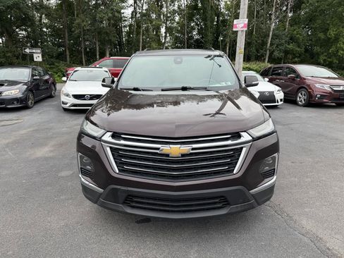 Used 2023 Chevrolet Traverse LT AWD/4WD image 2