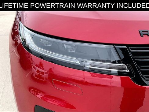 Used 2025 Land Rover Range Rover Sport SE AWD/4WD image 38