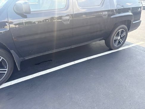 Used 2014 Honda Ridgeline Sport image 10