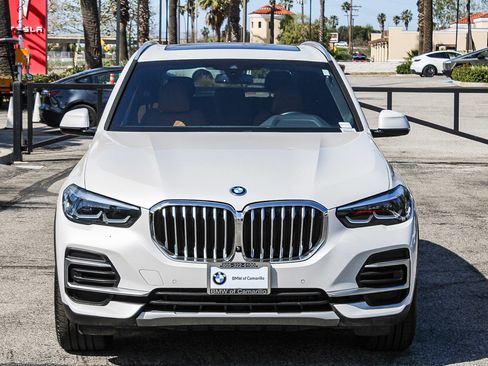 Used 2023 BMW X5 xDrive45e w/ Parking Assistance Package image 2