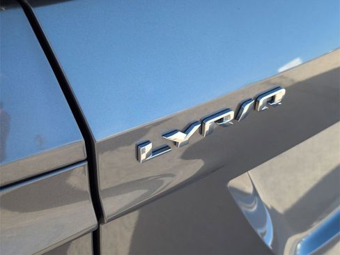 Certified 2023 Cadillac Lyriq 2WD image 34