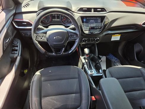 Certified 2023 Chevrolet TrailBlazer RS w/ Convenience Package FWD image 11
