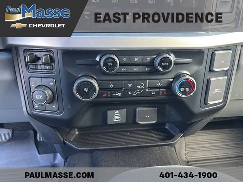 Used 2024 Ford F350 XLT w/ XLT Premium Package image 15