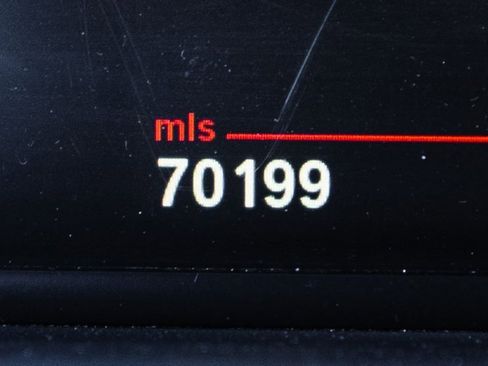 Used 2013 BMW 550i xDrive Sedan image 26