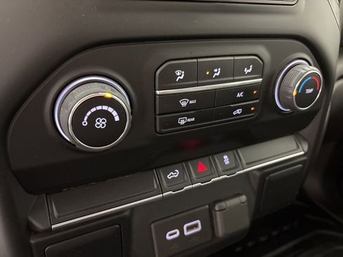 Used 2022 Chevrolet Silverado 2500 W/T w/ WT Convenience Package image 28