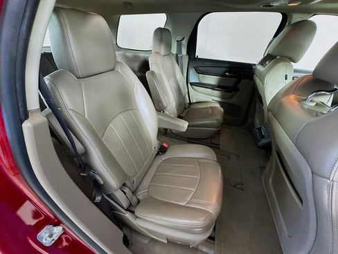 Used 2014 GMC Acadia Denali image 32