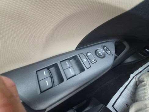 Used 2018 Honda Civic Sport image 14