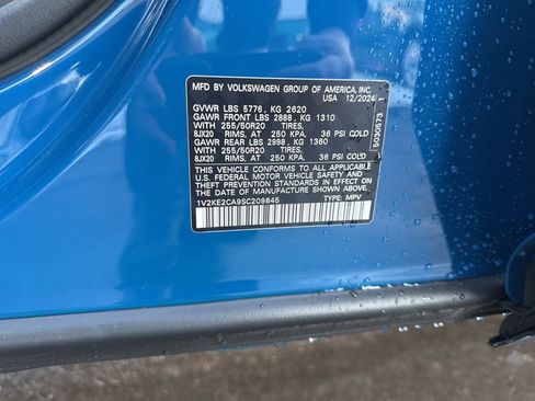 New 2025 Volkswagen Atlas Cross Sport SE image 30