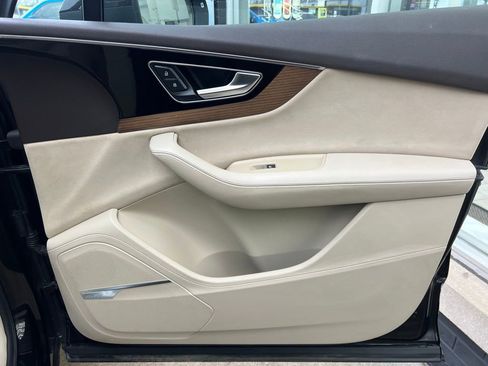 Used 2017 Audi Q7 3.0T Prestige image 33