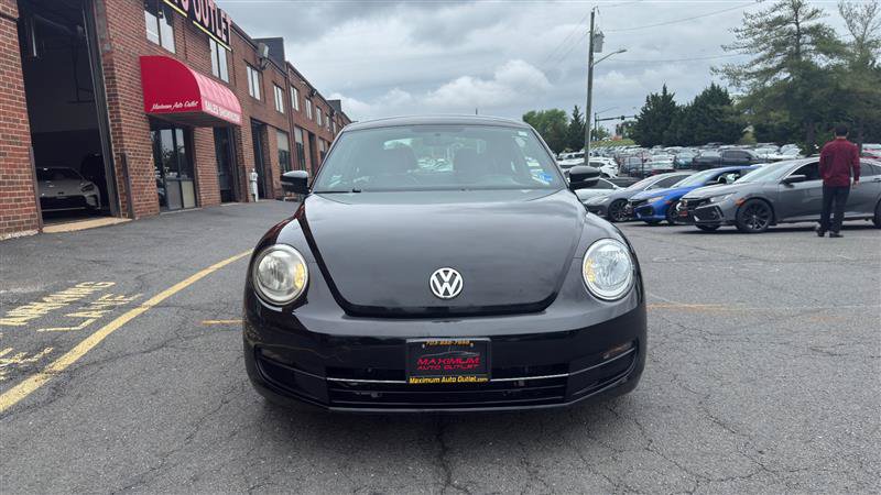 Used 2014 Volkswagen Beetle 1.8T FWD image 2