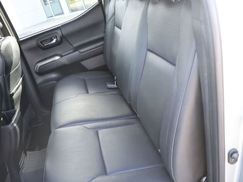 Used 2023 Toyota Tacoma Limited AWD/4WD image 19