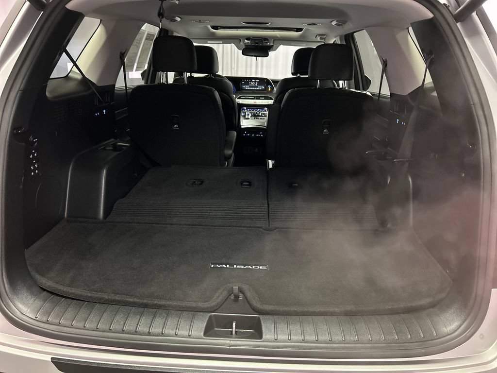 Used 2022 Hyundai Palisade SEL w/ Premium Package FWD image 23