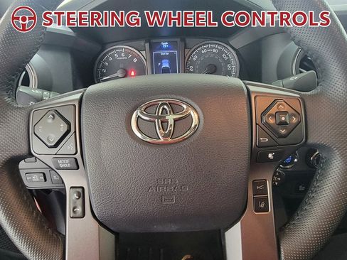 Used 2020 Toyota Tacoma TRD Sport w/ TRD Premium Sport Package AWD/4WD image 18