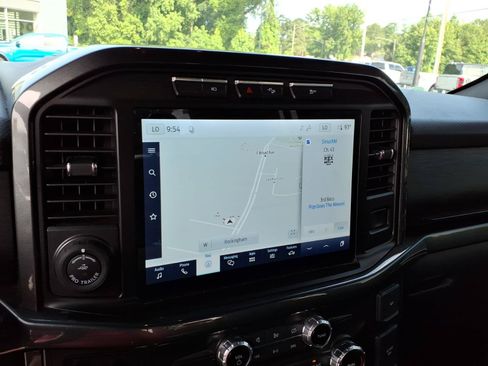 Used 2022 Ford F150 XLT w/ Equipment Group 302A High AWD/4WD image 9