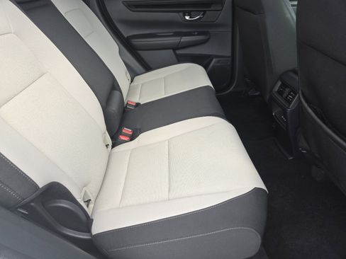 Certified 2025 Honda CR-V EX image 21