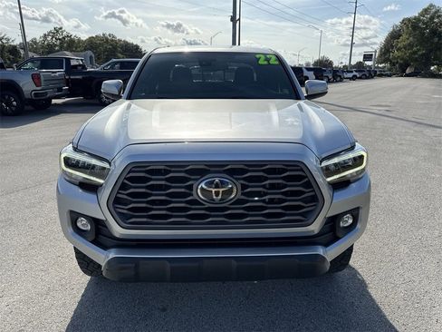 Used 2022 Toyota Tacoma TRD Off-Road image 3
