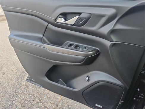 Used 2020 GMC Acadia SLT w/ Trailering Package image 7