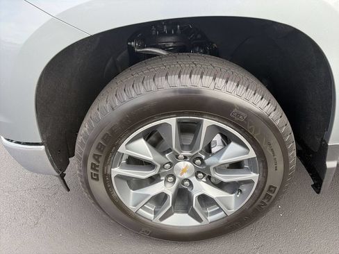 New 2026 Chevrolet Silverado 1500 LT AWD/4WD image 16