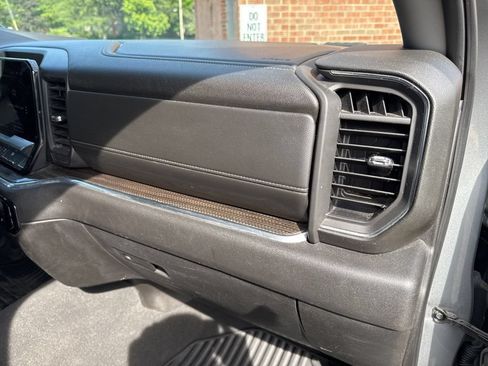 Used 2025 Chevrolet Silverado 2500 LT w/ Safety Package AWD/4WD image 13
