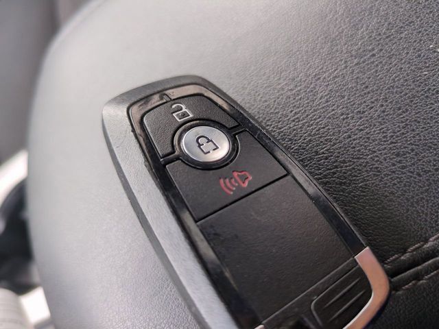 Used 2024 Ford Edge SEL AWD/4WD image 33