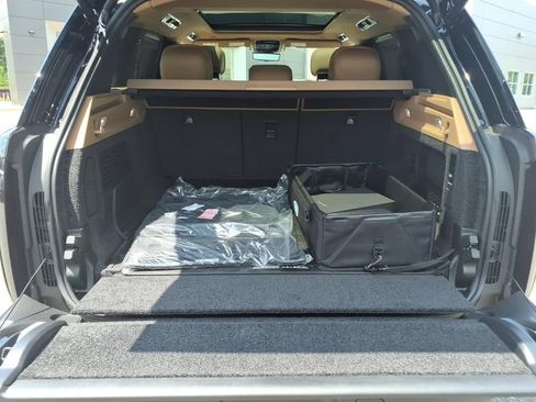 New 2026 Land Rover Range Rover SE AWD/4WD image 10