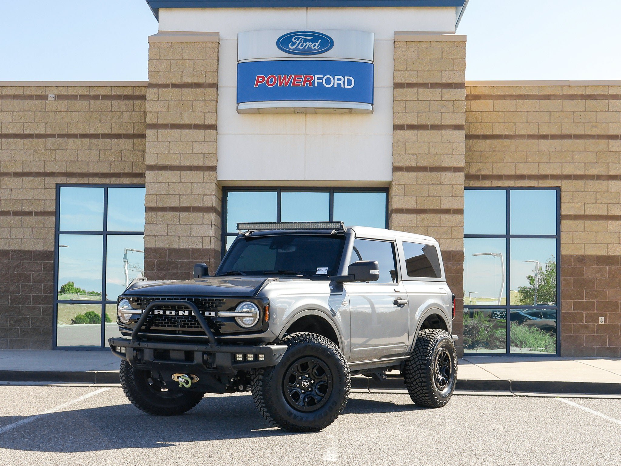 Used 2022 Ford Bronco Wildtrak AWD/4WD image 2