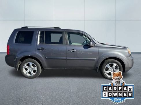Used 2015 Honda Pilot EX image 2